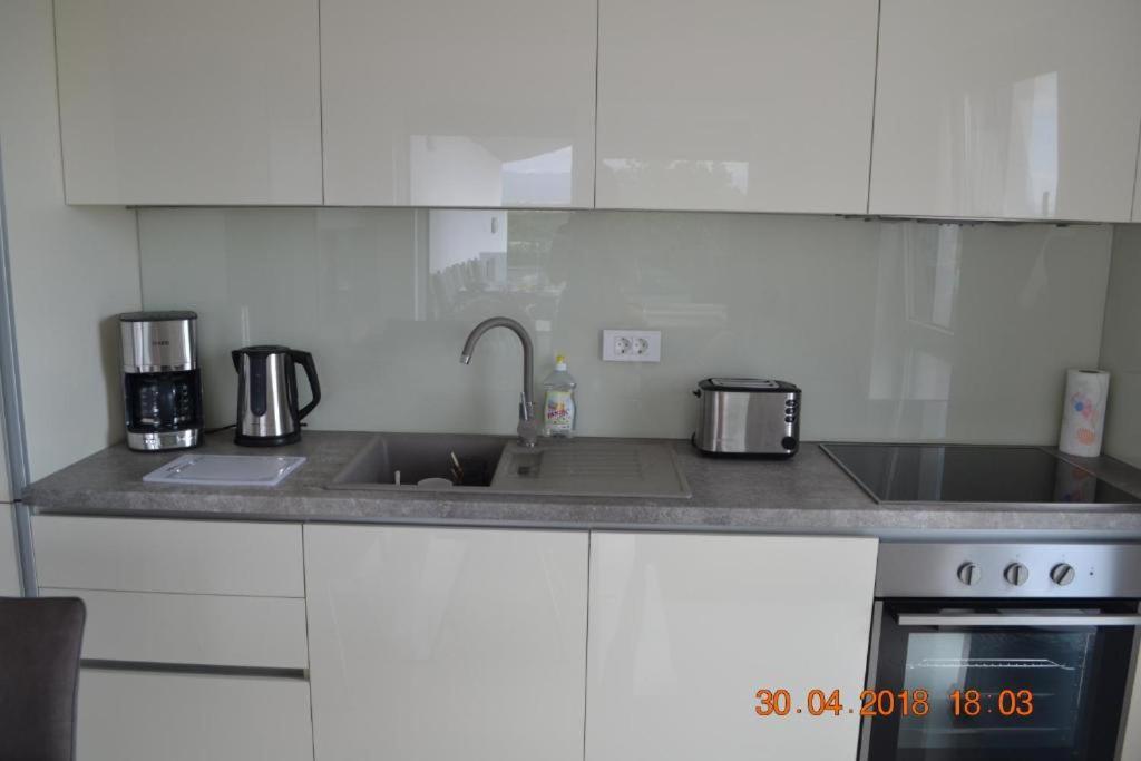 My Paradies - Njivice Penthouse*** Экстерьер фото